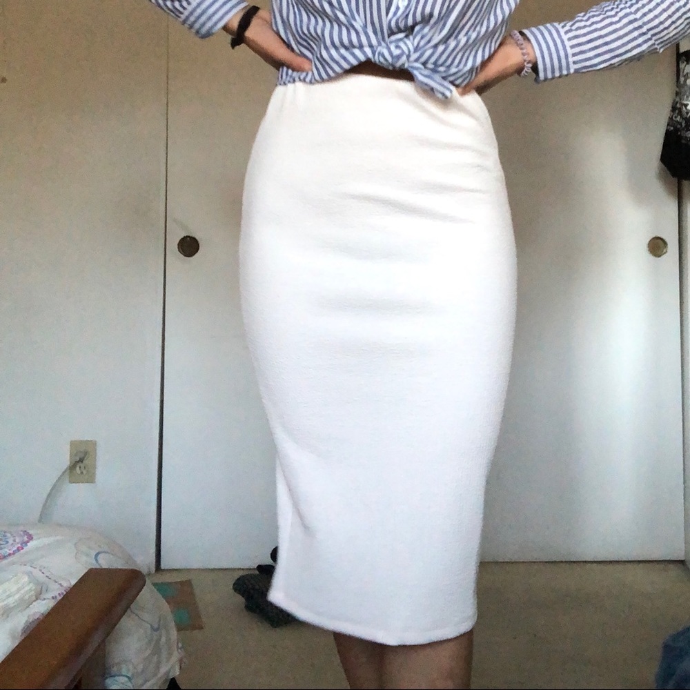 Light pink bodycon skirt
